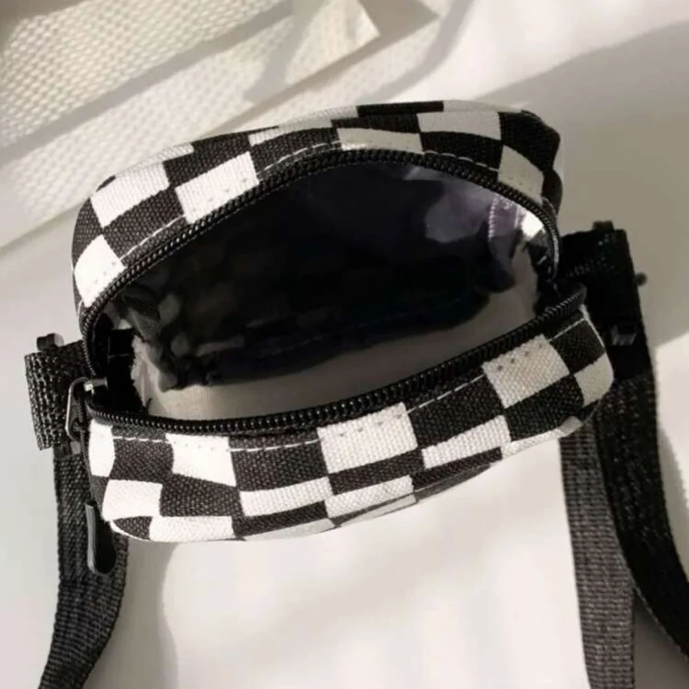 Mini Checkered Pattern Bag - Picture 4 of 4